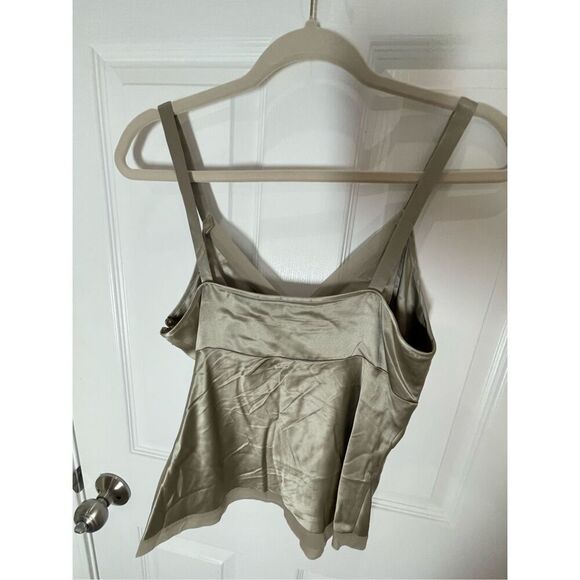 I.N.C. International Concepts silk sleeveless blouse size 6 gray - Picture 2 of 5